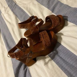 Bed stü heels
